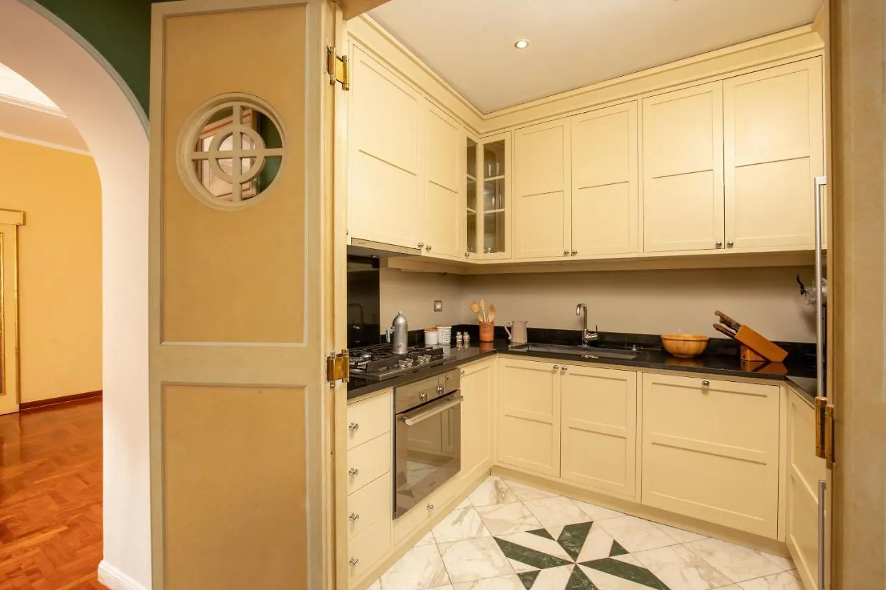 Condotti Spanish Steps Ambassador Apartment Rome 0*,  Italy