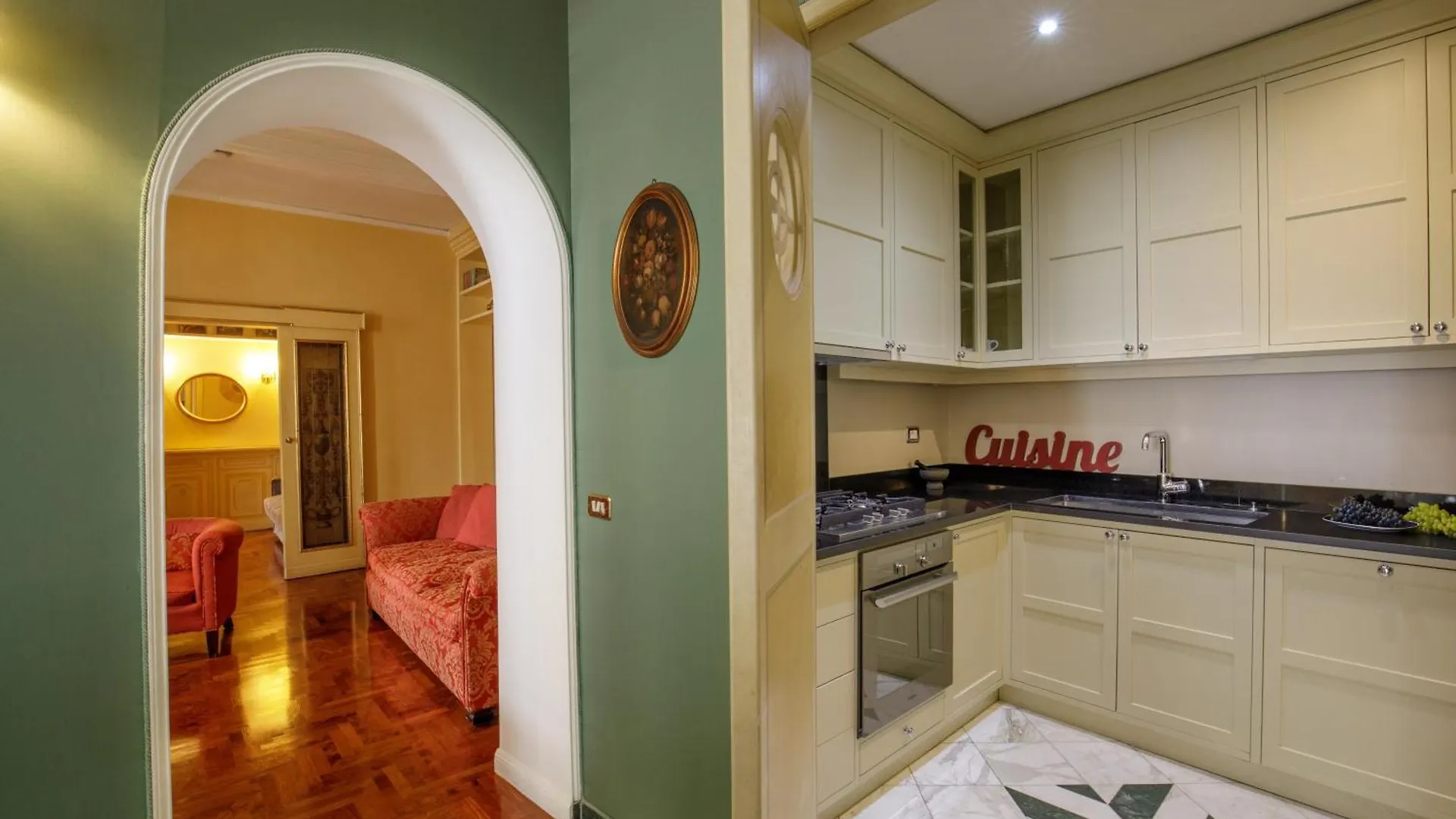 Condotti Spanish Steps Ambassador Apartment Rome