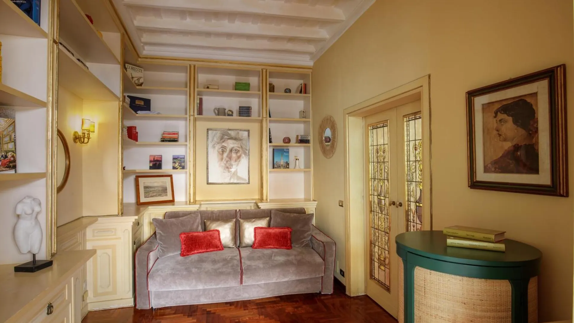 Condotti Spanish Steps Ambassador Apartment Rome 0*,